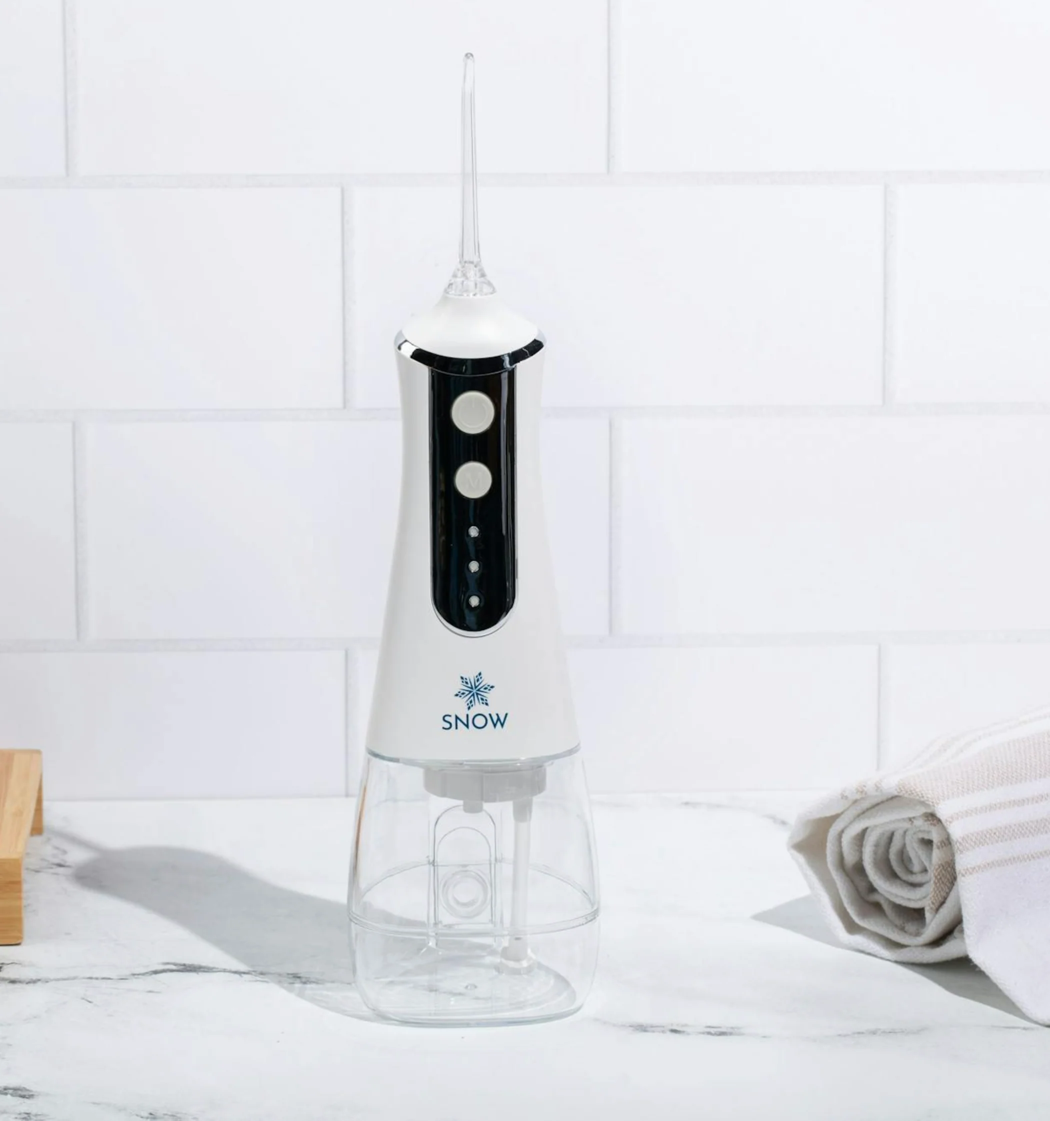 SNOW® AquaJet Pro Water Flosser | Cordless and Mouthwash Compatible - Image 5